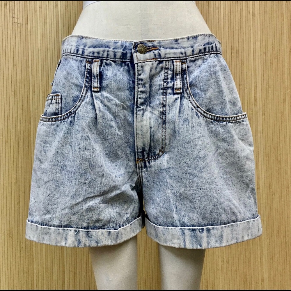 NFS VINTAGE 1980’s Zena Denim Jean Shorts